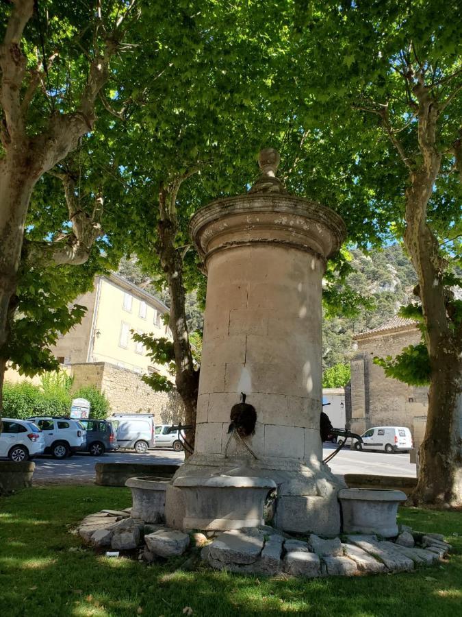L'Oliveraie Robion en Luberon Екстер'єр фото